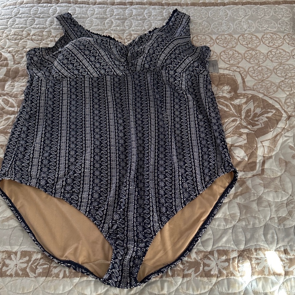 Catherines one piece swimsuit bathing suit size 30W New!